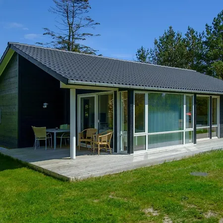 Stunning In With Sauna, Swimming Pool And Internet